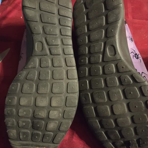 Halloween Themed Sneakers with Pumpkin and Bat Design-Used - Picture 2 of 5